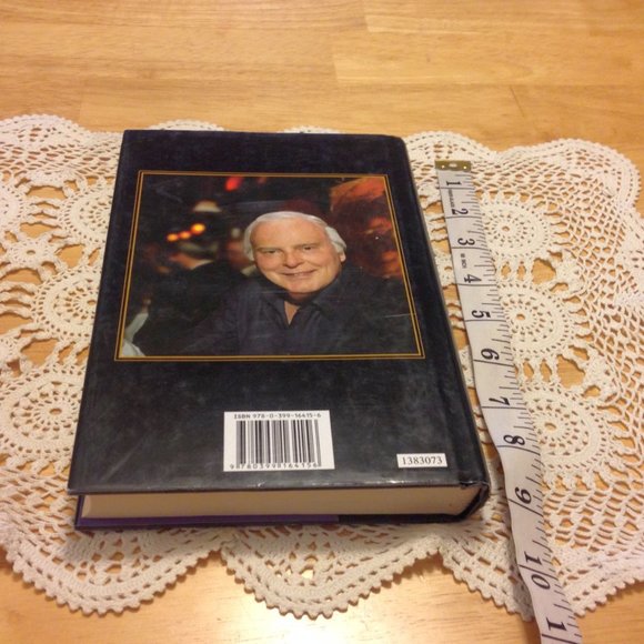 Crime Adventure, Standup Guy by Stuart Woods - Picture 2 of 6